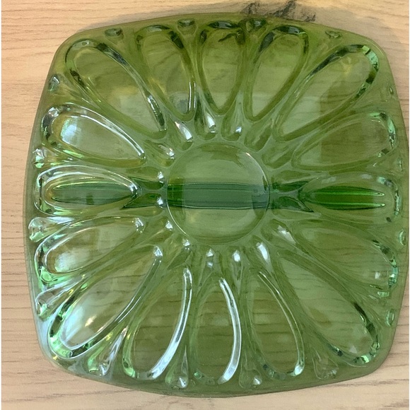Green Glass Two Part Divided Relish Plate Square Optic 7in Set Of 3 - Picture 5 of 11